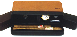 Csonka Pocket Humidor with accessories - Black